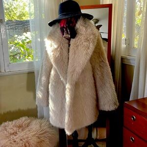 NWT Banana Republic gorgeous faux fur coat.